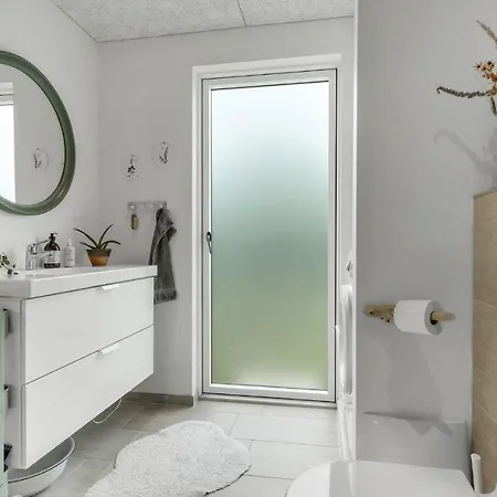 Lovely In With Kitchen Ferienhaus
