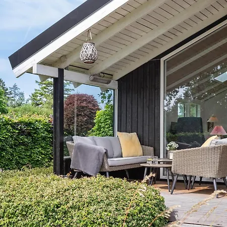 Lovely In With Kitchen Ferienhaus *