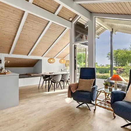 Lovely In With Kitchen *